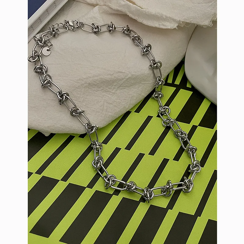 10 قطع من الفولاذ المقاوم للصدأ على شكل قلادة على طراز الشرير بتصميم عقدة بسيطة وإكسسوارات عصرية للرجال #2