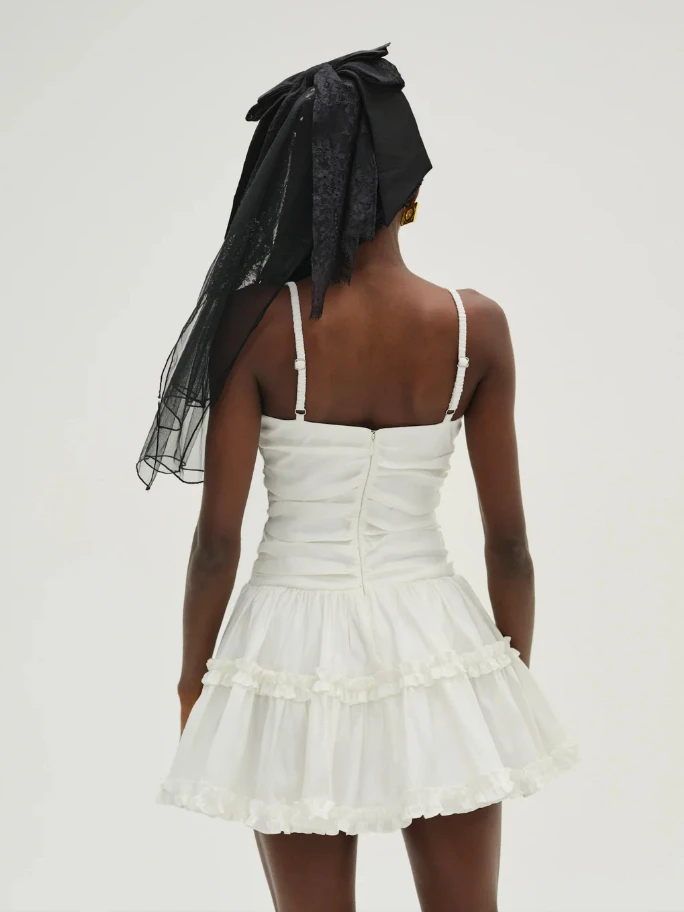 Doce menina sle v-ne fino ajuste ort saia branca 3d arco em camadas saia strapl dr primavera verão outono uso sazonal