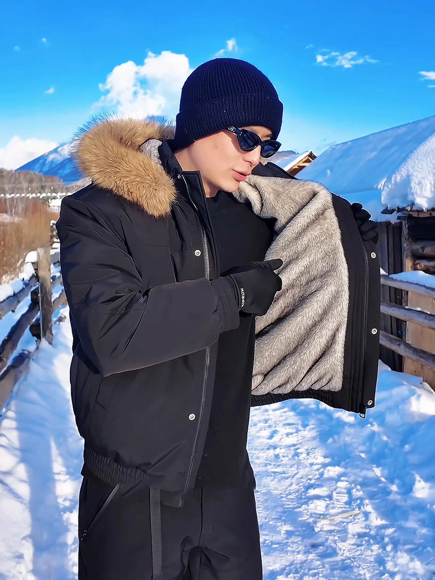 

Мужская пуховая куртка с капюшоном, водоотталкивающая, ветрозащитная, с меховым воротником, теплая, повседневная, длинная, на молнии, регулярного кроя...