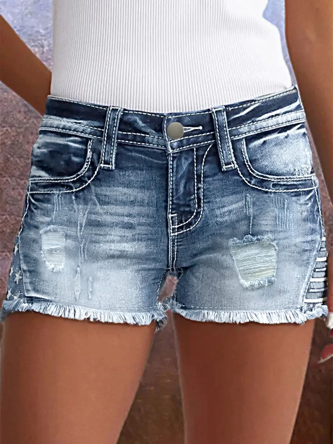 2025 New Women's Embroidered Denim Shorts High Waist Fashion Summer Casual Ripped Jeans Shorts Female Streetwear