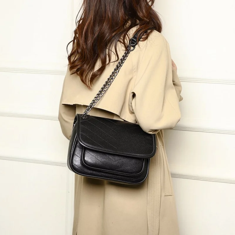 

Trendy Designer Messenger Bag High-End With Letter Logo Paris Fashion For Business Women Commuter And Best Superstar