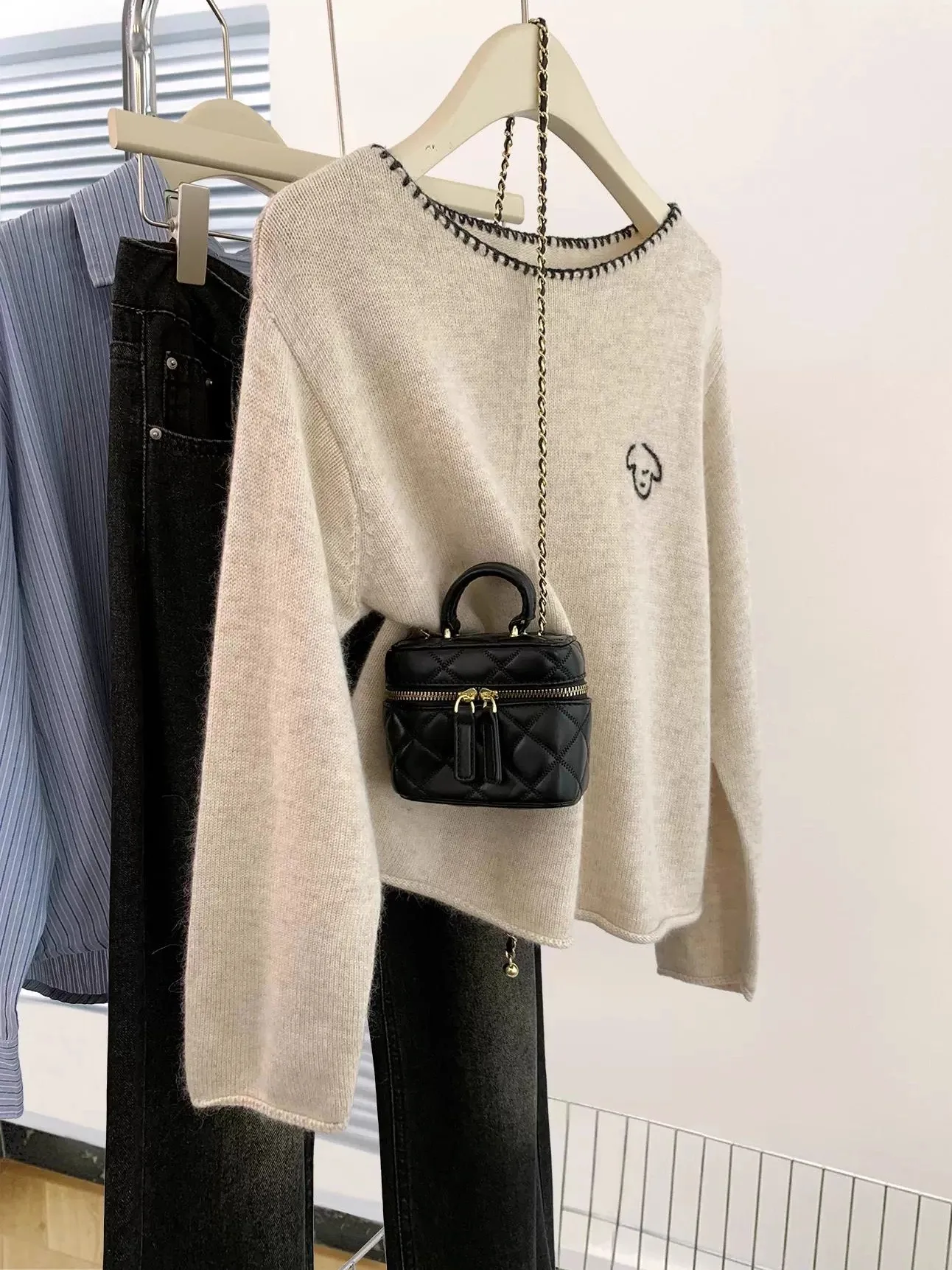 سترة نسائية محبوكة طويلة مطرزة من Ele سترة نسائية للخريف والشتاء فضفاضة تغطي البطن ومضادة للشيخوخة #1