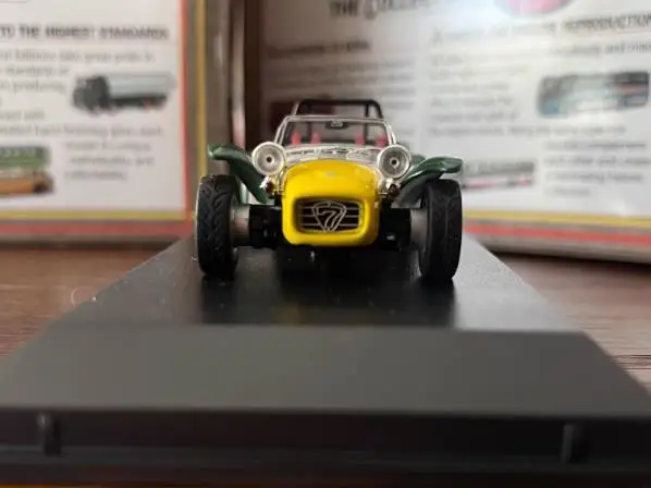 

Rare 1/43 New Arrival Special Price Die-cast Metal British Classic Vintage Car Model Furniture Display Collection Toys Children