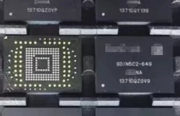 

2 шт./лот SDIN7DU2-64G 153pins emmc микросхемы памяти новые и оригинальные