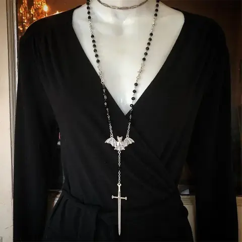 Gotico Occulto Strega Rosario CollanaTarot Spada Y2K Pipistrello Piccole Spine Perline Wiccan Vampiro Magico Halloween Cosplay Gioielli