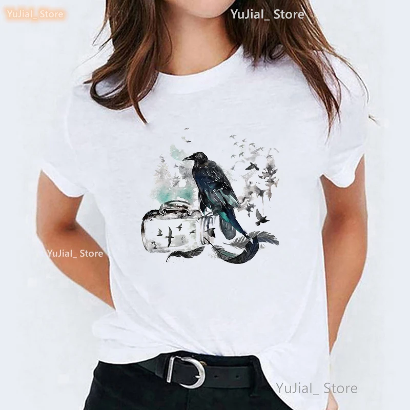 

Vintage Watercolor Bird Feathers Print T Shirt Women Funny Aesthetic Clothes Summer Fashion Tops Tee Shirt Femme Streetwear