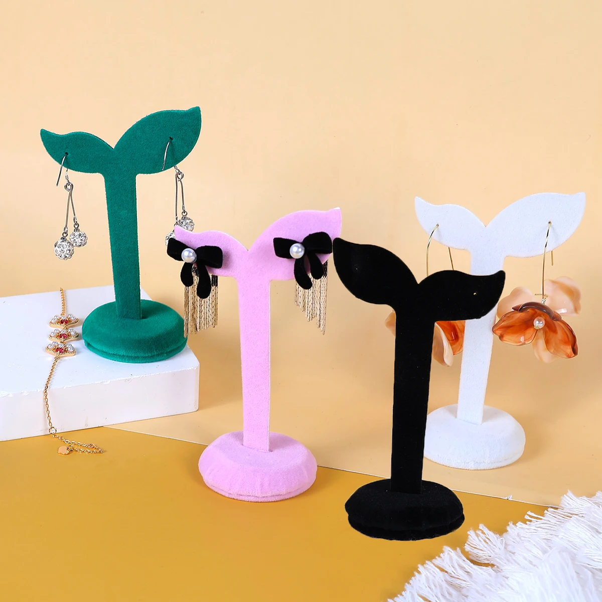 

1 шт., подставка для ювелирных изделий, подставка для сережек, титановая матовая подставка для хранения сережек, подставка для ювелирных изделий, реквизит для демонстрации ювелирных изделий