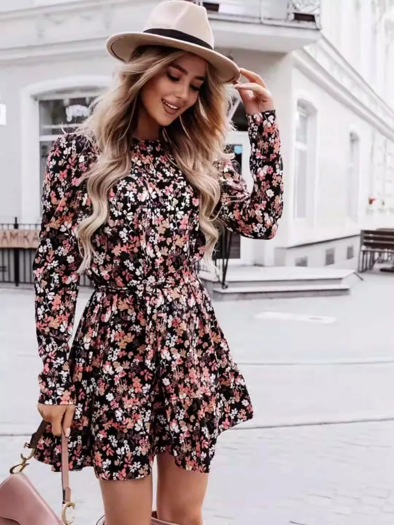 Vestido de temperamento de flores pequeñas de manga larga con estampado para mujer, ropa informal de moda, tendencia de viaje