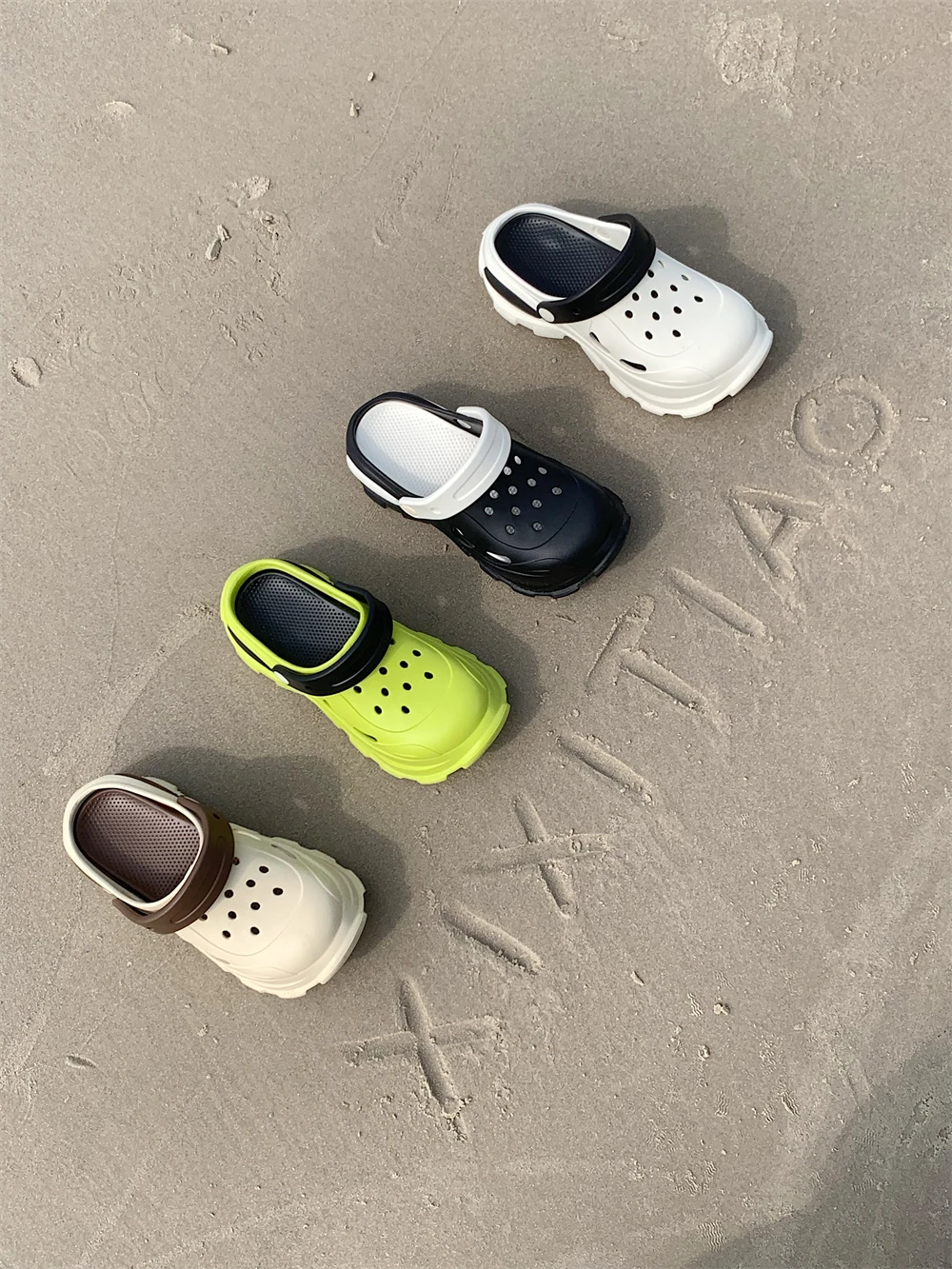 Casual Thick Bottom Sandals Women's Summer Sport Style Beach Hole Shoes Anti-slip Outdoor Wear Color Block Slip-On Slippers