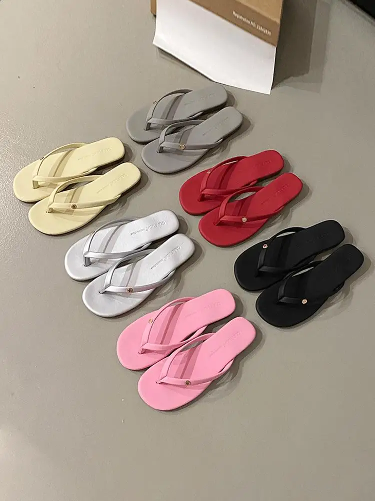 Female Shoes Summer Clogs Woman Rubber Flip Flops Slippers Soft Slides Fashion Low 2024 Beach Hawaiian Comfort Flat Luxury Rome