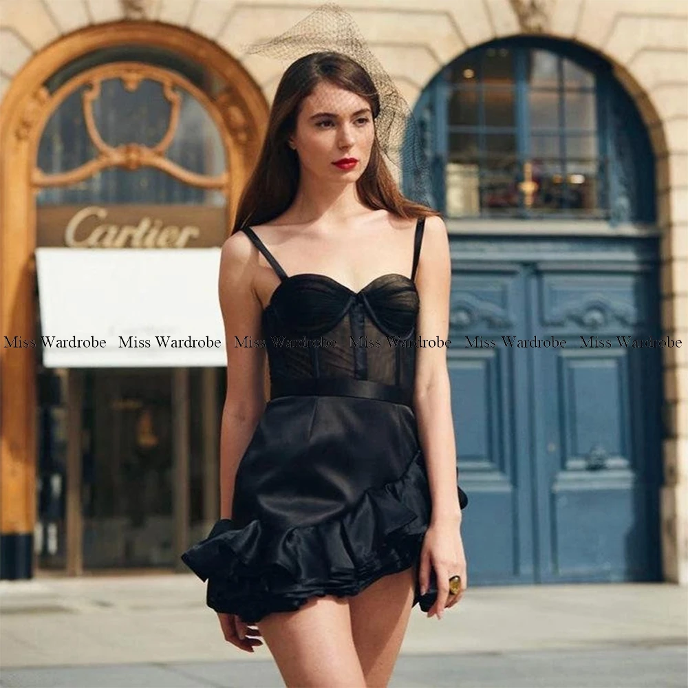 Sexy Black Short Cocktail Dresses Sweetheart Asymmetric Ruffled Satin Backless Mermaid Mini Homecoming Prom Party Gowns