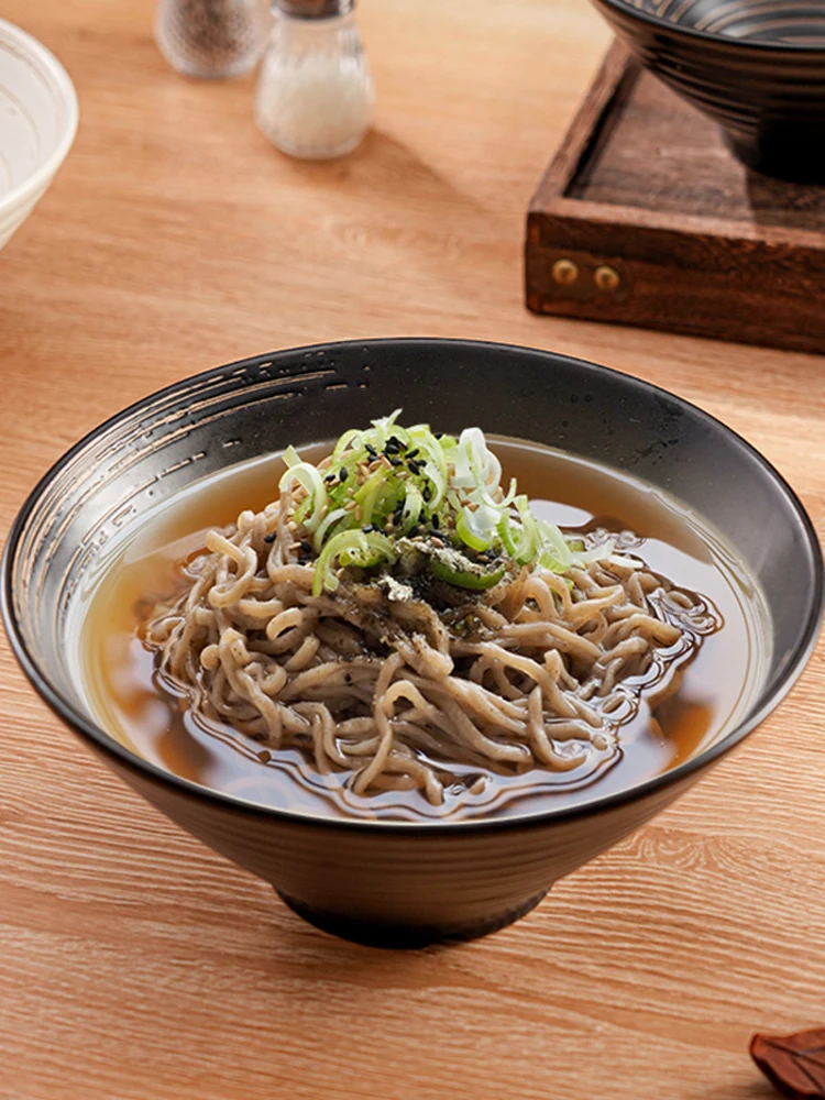 

Большая японская миска для супа и лапши, ресторанного качества, глазурованная, с ручной росписью...