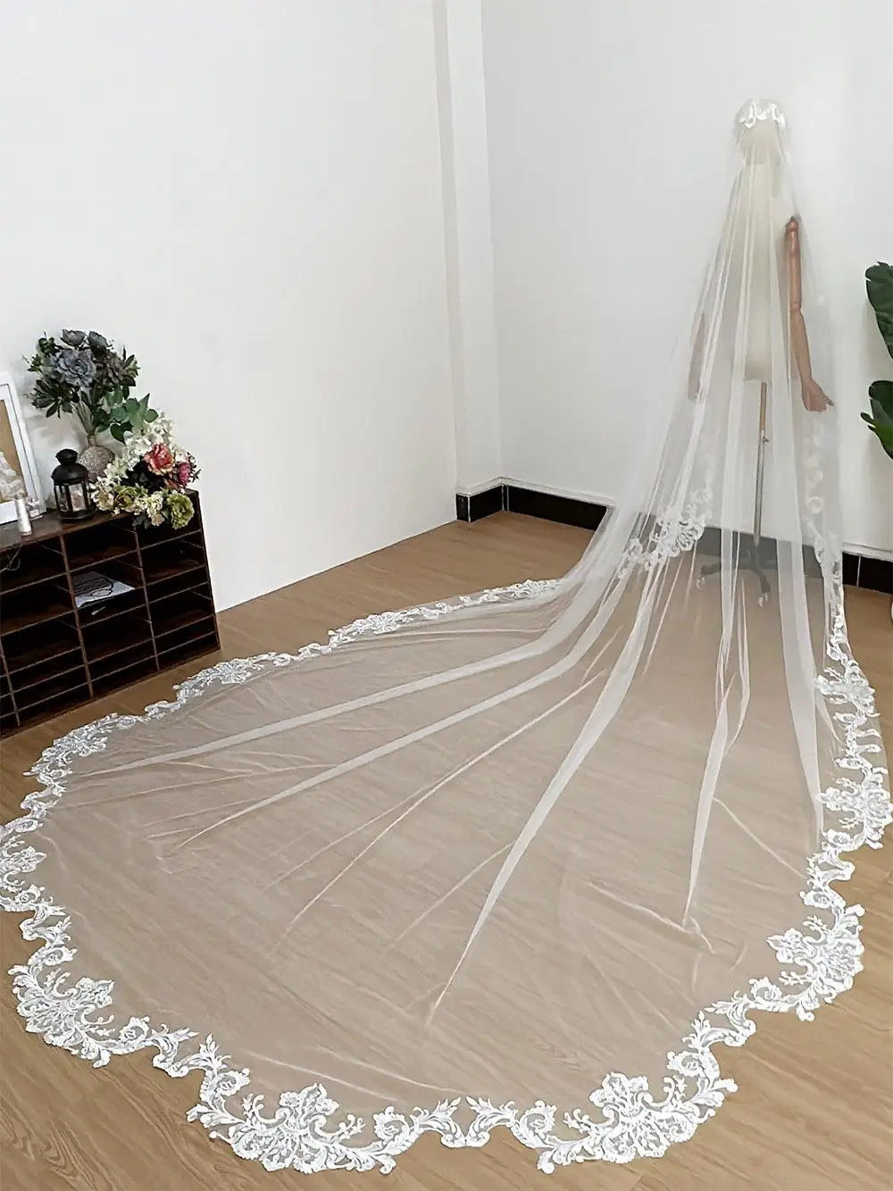 3.8m Cathedral Wedding Bridal Veil Soft Lace off white Veil with Comb Wedding accessories Elegant veil Veu Velo Noiva