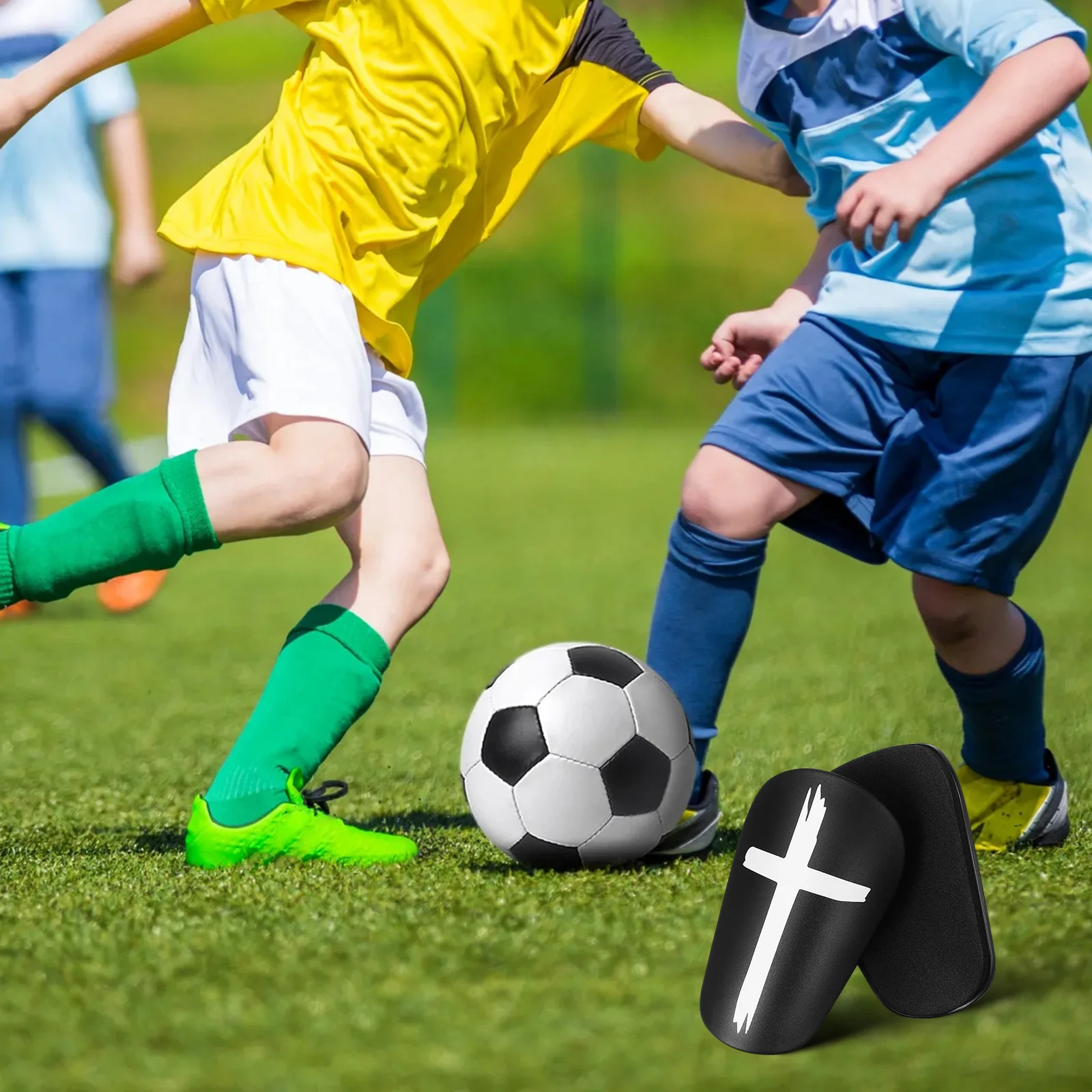 

2Pairs Soccer Shin Guards PU Material Protective Shin Pads Comfortable Compact Slip- Soccer Training Equipment Adult