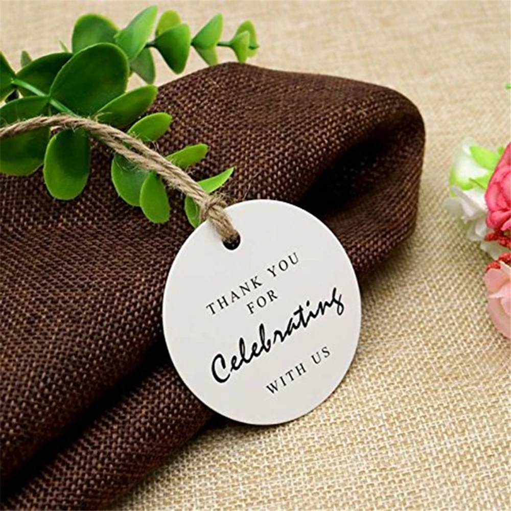 100-300 قطعة شكرا على العلامات القادمة الرجعية كرافت ورقة الحب الأحمر العلامات لحفل الزفاف متجر صغير التعبئة والتغليف الديكور العلامات