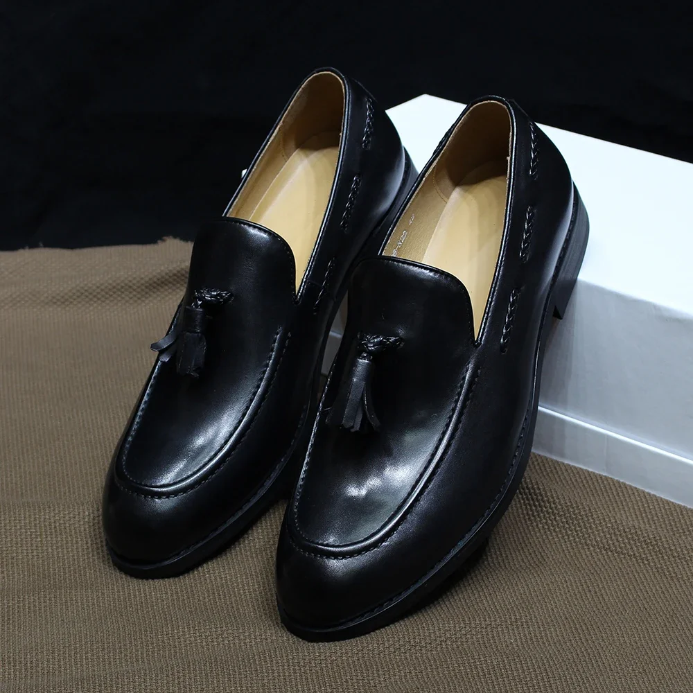 Classic Men's Genuine Cow Leather Tassel Loafers Slip-On Formal Dress Shoes Plain Toe Office Casual Loafers for Daily Wear