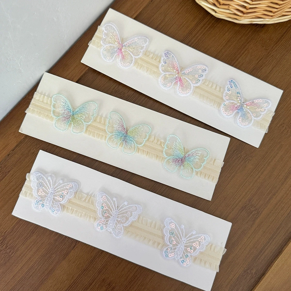 

3pcs/lot Embroidered Butterfly Baby Hairband Children Cute Hair Accessories Elastic Headband for Newborns Lovely Headbands