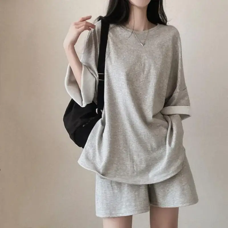 Korean Version Women's Summer Short Sleeved T-Shirt Mid Long Set Fashionable Youth Sports Leisure Shorts Couple Two-Piece Set