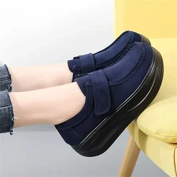 Normal Leather Number 41 Woman Children's Boots Flats Red Basketball Shoes Luxury Sneakers Sport Sapatilla Luxury Brand