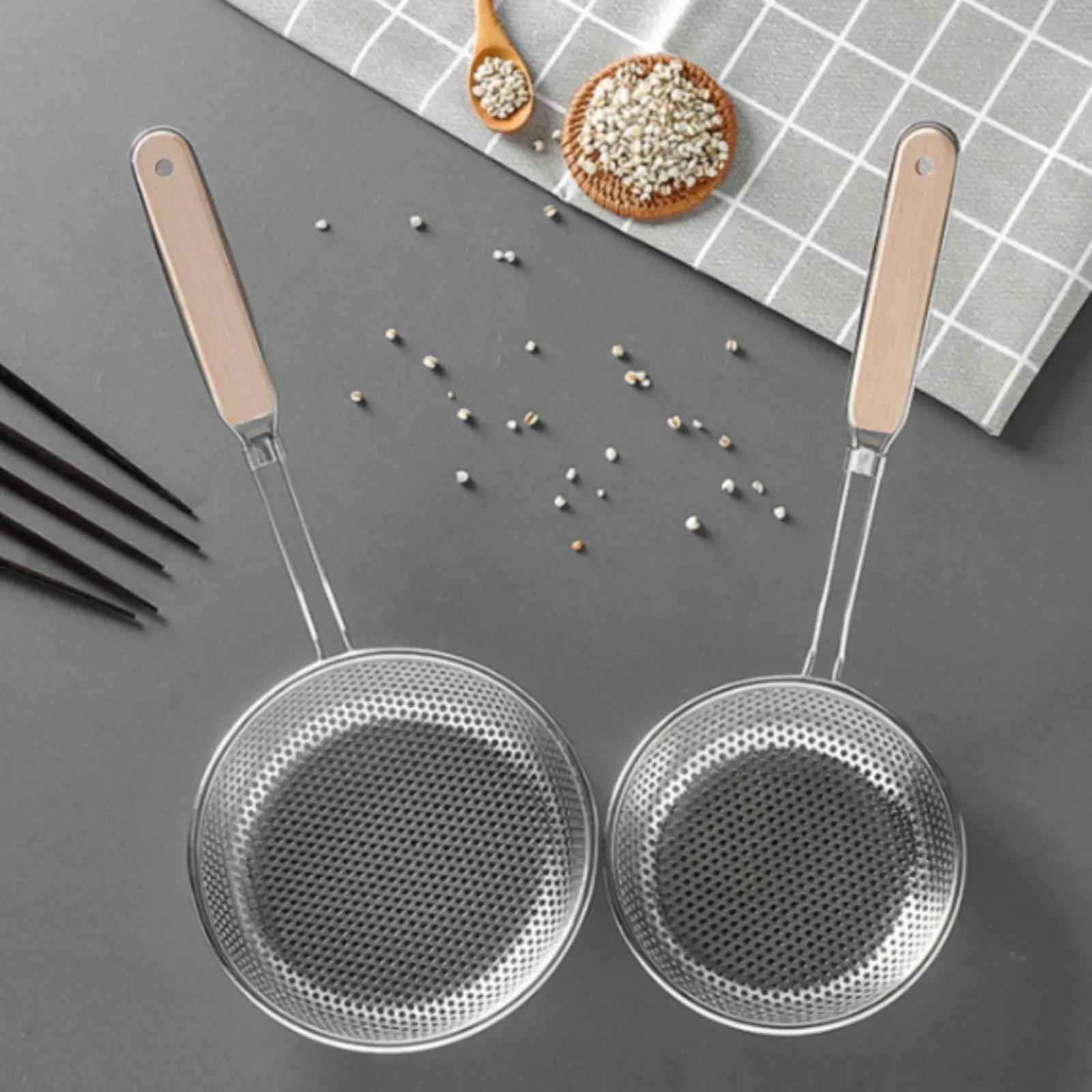 Cuchara espumadera de acero inoxidable con malla fina, colador de mango largo, cuchara coladora resistente para cocineros caseros