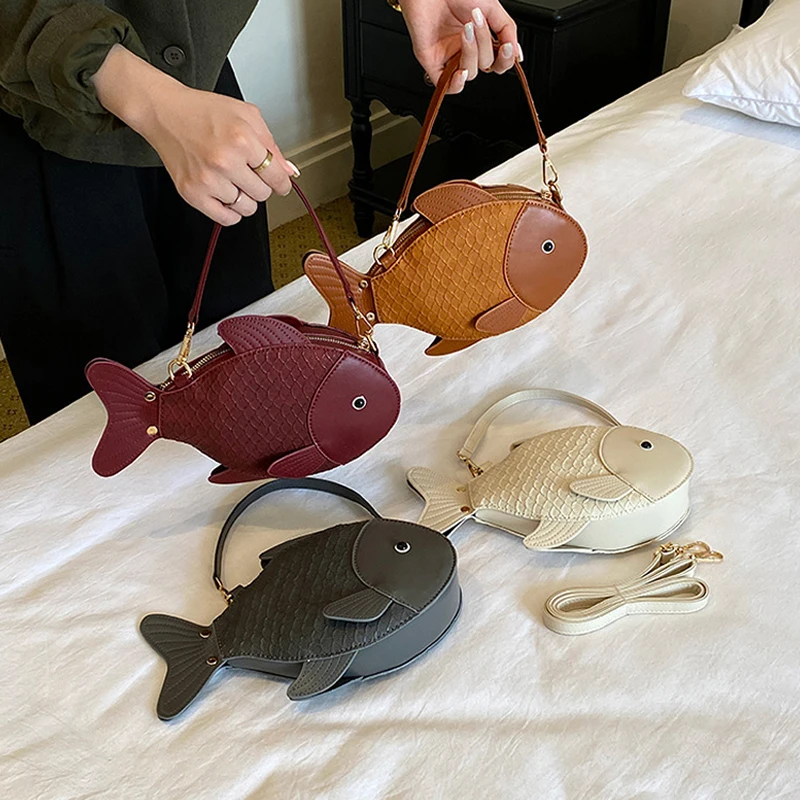 Koi-Fisch-förmige Umhängetasche, Damen-Sling-Bag, Kreative PU-Handtasche, Niedliches Einzigartiges Design für den täglichen Arbeitsweg, Münzbörse – Detail 2