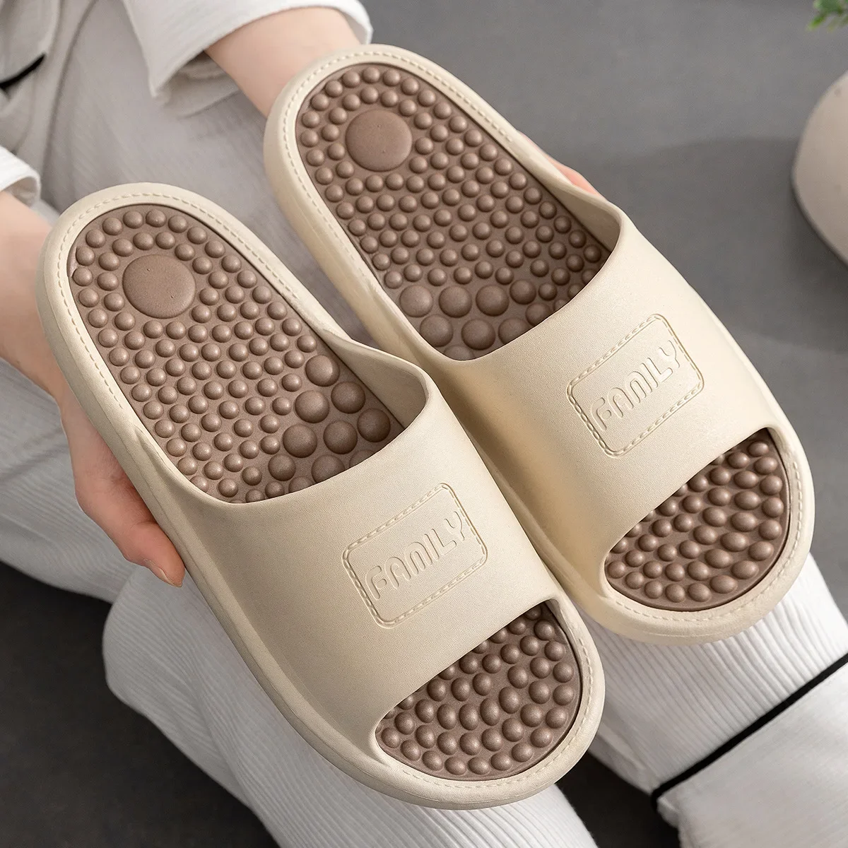 New Summer Massage Slippers Casual Couples Beach Sandals Bathroom Non-slip Indoor Slides Men Women Home Thick Sole Flip Flops