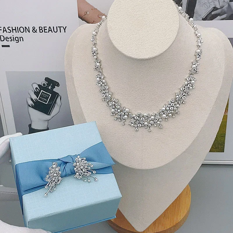 

Designer Luxury Exquisite Women's Wedding Necklace Fashion Multi-layered Women's Pearl Necklace Luxury Jewelry Accessories