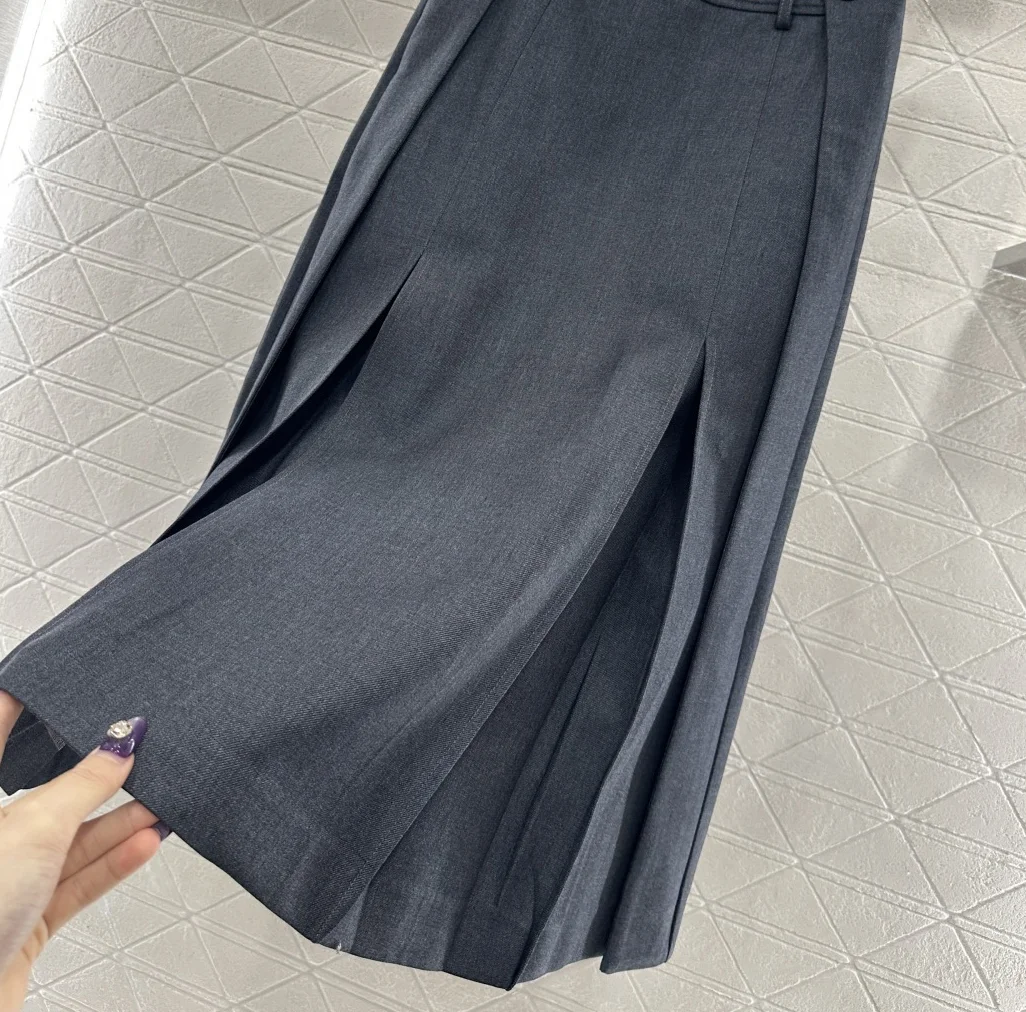 Nuevo elegante, moderno, minimalista Logo longitud media plisado cintura alta A-line media falda ropa de mujer