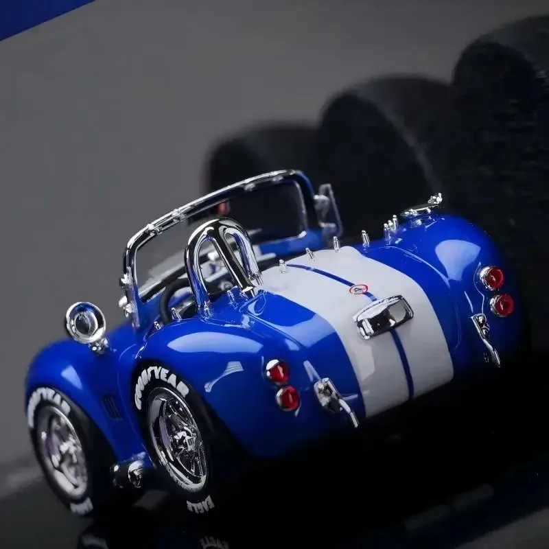 ERAQ 1/64 Shelby 427 Bull King SVJ MINI COOPER JCW F56 Resin Car Model Car Toy Collection Model Christmas Gift Boy Gift