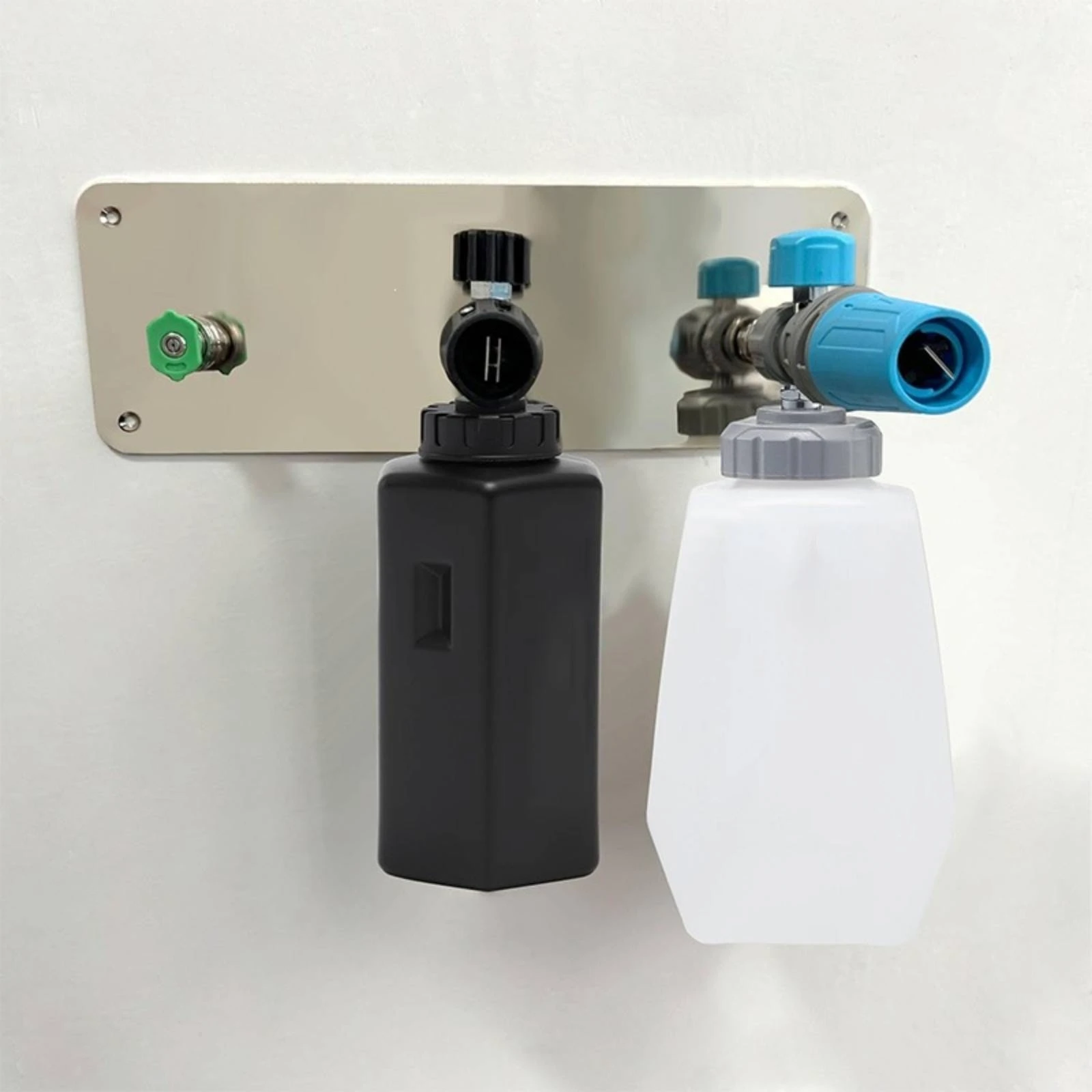 Accessory Holder Corrosion-Resistant Wall-Mounted Pressure Washer Accessory Rack Foam Cannon Holder Sturdy for Garage