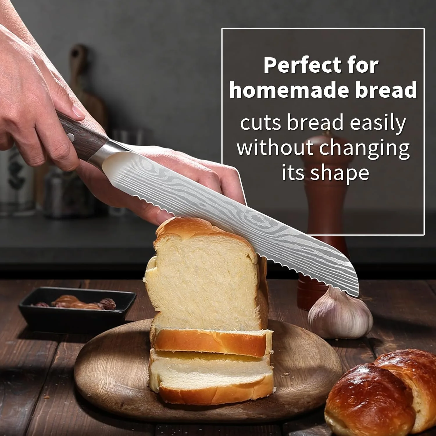 Stainless steel bread knife, serrated knife, toast sandwich cake special knife, kitchen and household baking tool