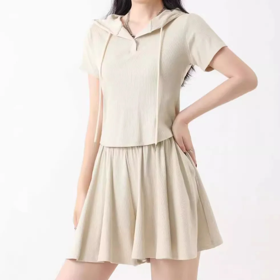 Cool Summer Set Sport High Waist Skirt Pants Casual Two Piece Set Short Sleeve Top Fresh Sweet Style Women's Leisure Suit