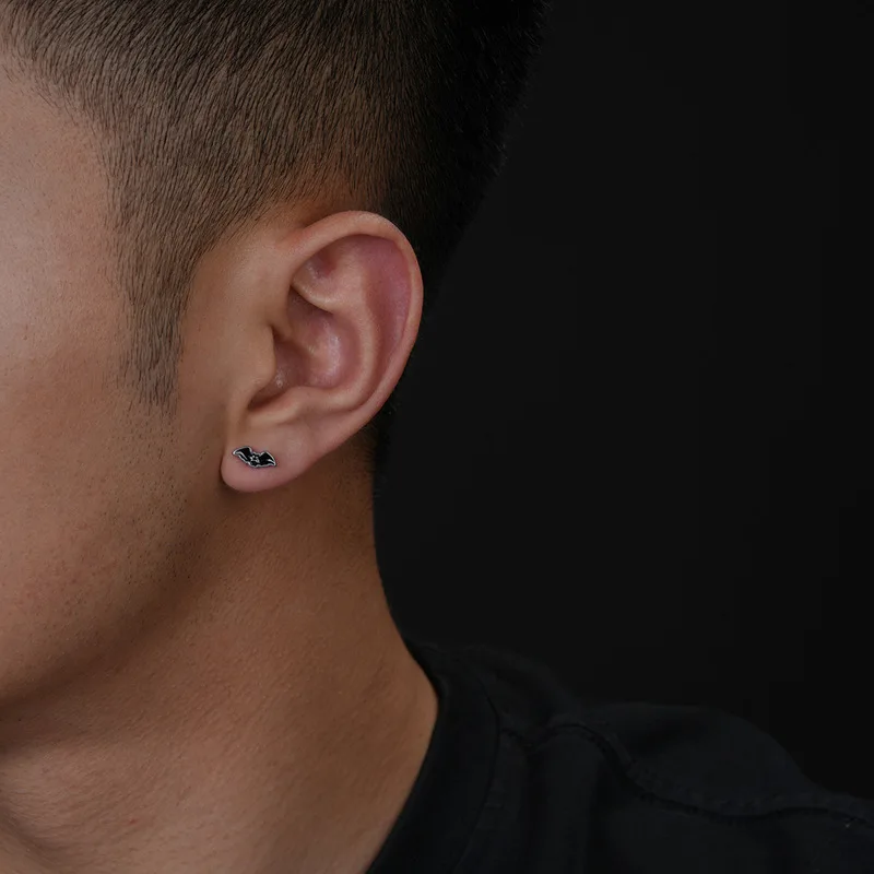 Black Enamel Bat Shape Screw Back Stainless Steel Stud Earrings Gothic Halloween Anti-lost Ear Piercing for Punk Men
