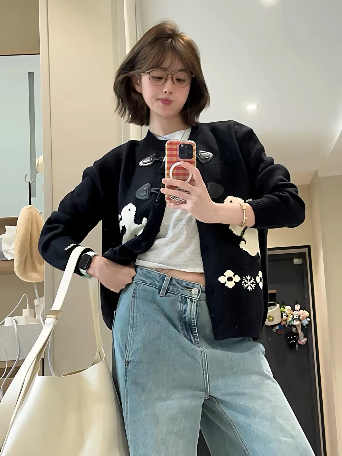 Autumn Winter Women's Knitted Long Sleeve Sweater Coat with Button Detail And Embroidered Rabbit Design Loose Fit Korean Style