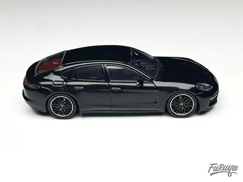 

Литые модели автомобилей Furuya 1:64 Panamera Turbo Sedan/съемка тормозов
