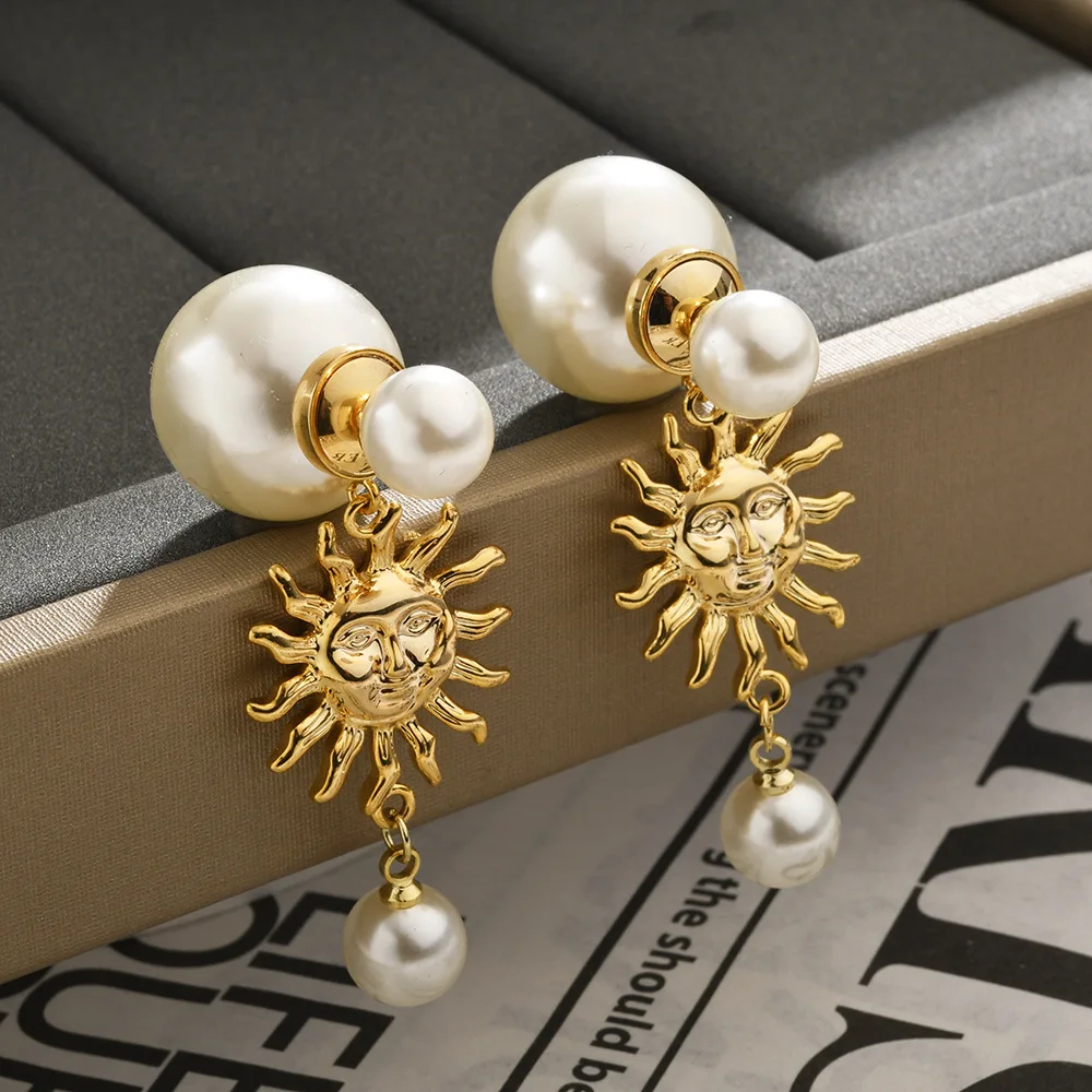 French light luxury high sense personality sunflower size pearl stud earrings medieval vintage temperament versatile earrings