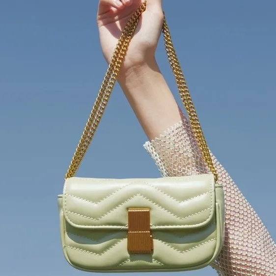 

Rhombus chain bag shoulder bag new Xiaoxiangfeng messenger bag niche design women's underarm bag versatile