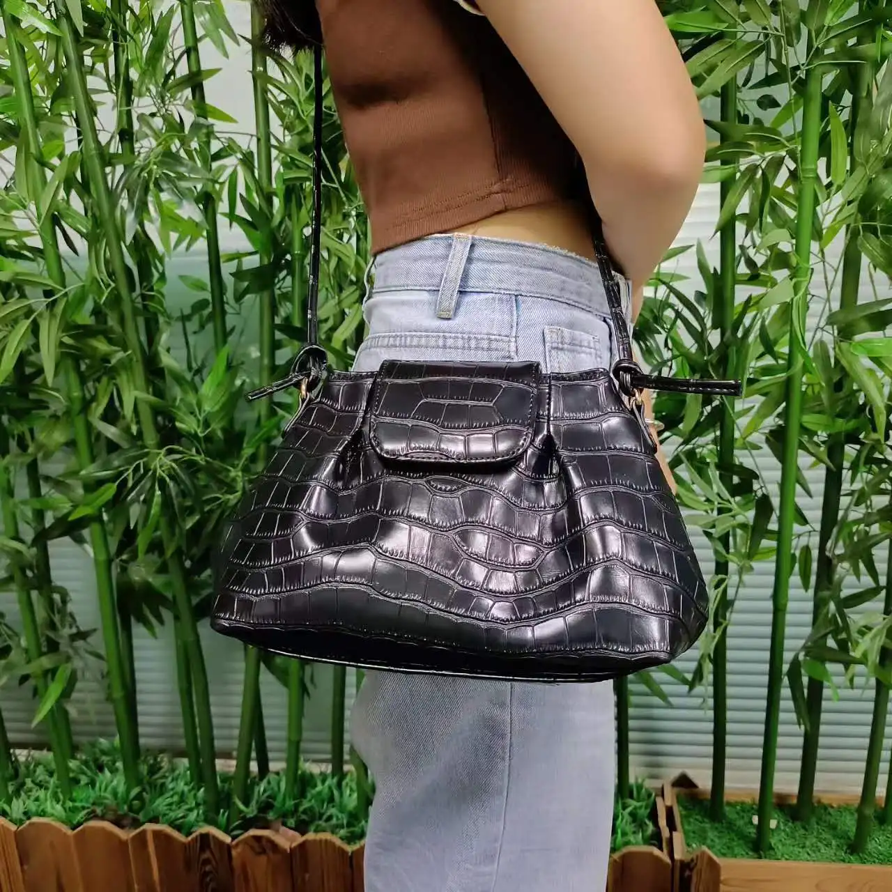 2022 Hot Sales Women Cloud Shoulder Bag Lady Hobo Purse Handbag for Saudi Arabia Women Ship form Riaydh