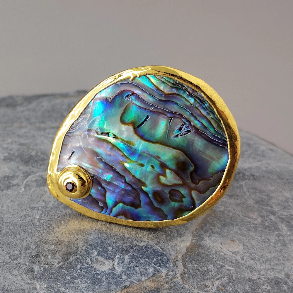 Y·YING Bohemia Natural Abalone Shell Red Crystal Finger Rings Adjustable Woman Cocktail Ring Jewelry