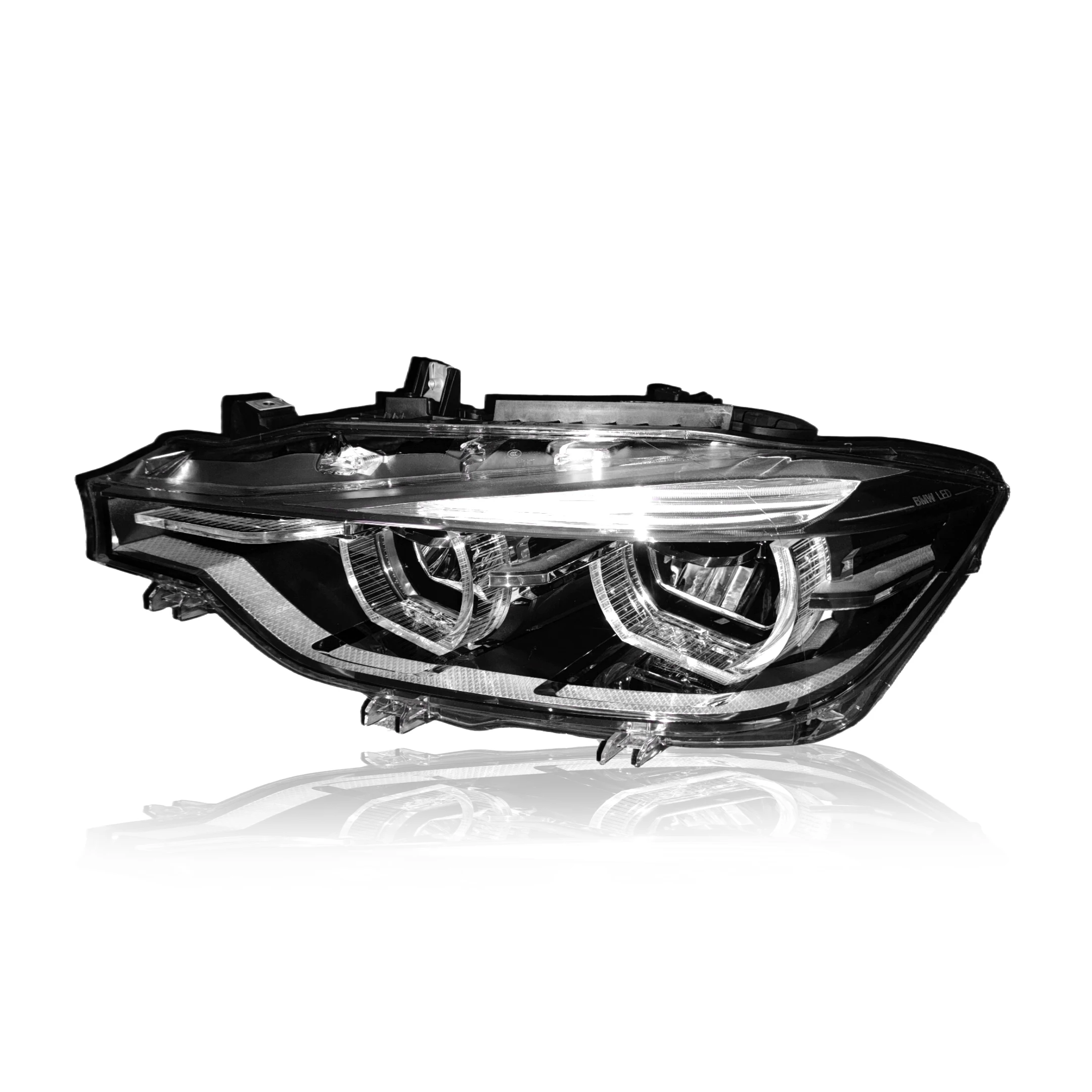 High quality and best-selling LED headlights for the lighting system of BM