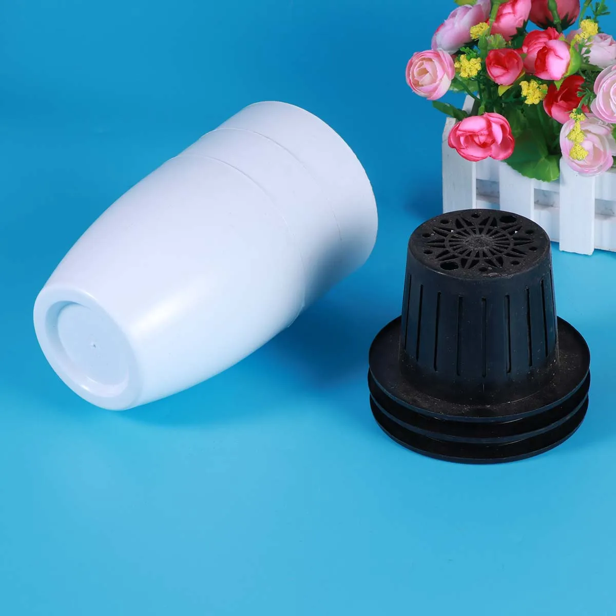 

3 Pcs Self Watering Pots Small Planters for Indoor Plants Great Gift Family Friends Planter Flowerpot Garden Supplies Automatic
