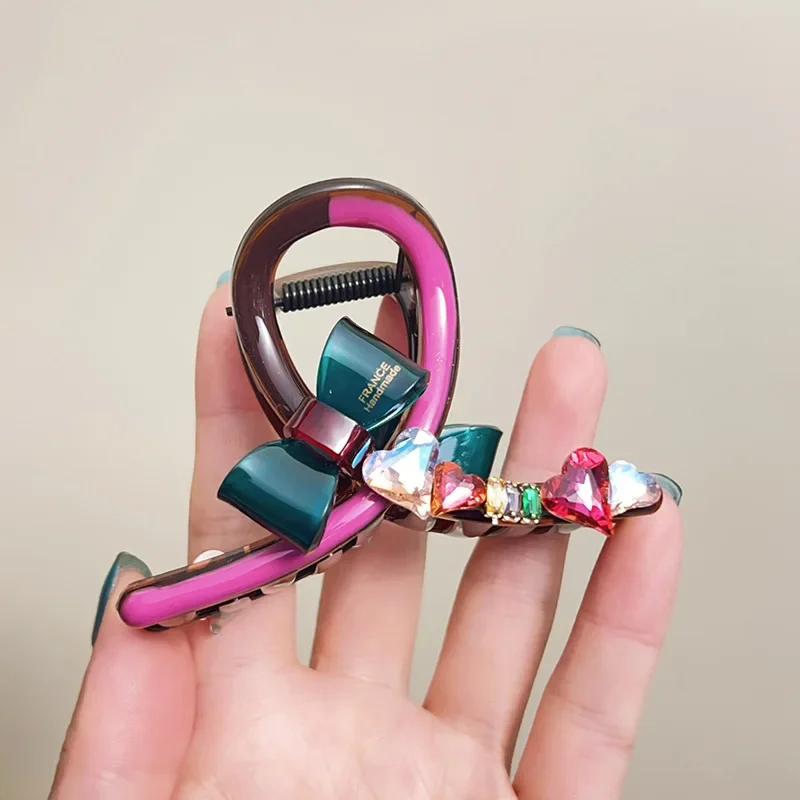 2025 Klip Ambil Merah Muda Barbie Tetes Kualitas Tinggi Bergaya Baru Klip Ambil Kristal Angin Kecil Klip Hiu Busur Asetat