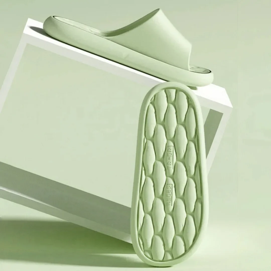 Chinelos macios super leves, moda simples, sapatos elásticos de eva, tênis coloridos na porta, chinelos de banheiro