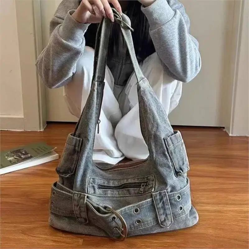 Bloom Retro Denim Messenger Bag Women Hot Girl Rivet Large Capacity Casual Crossbody Bags Female Y2k Grunge Handbag 2025 New