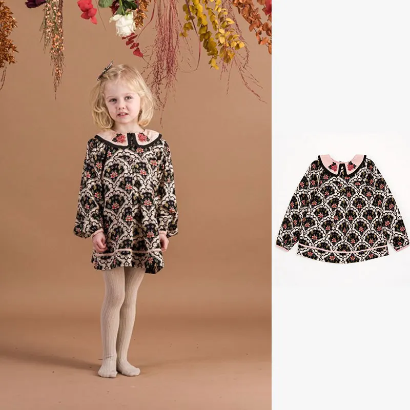 

Новинка весенней коллекции: винтажное платье-рубашка для девочек во французском дворцовом стиле с цветочной вышивкой, рюшами и отложным воротником, из бархата.