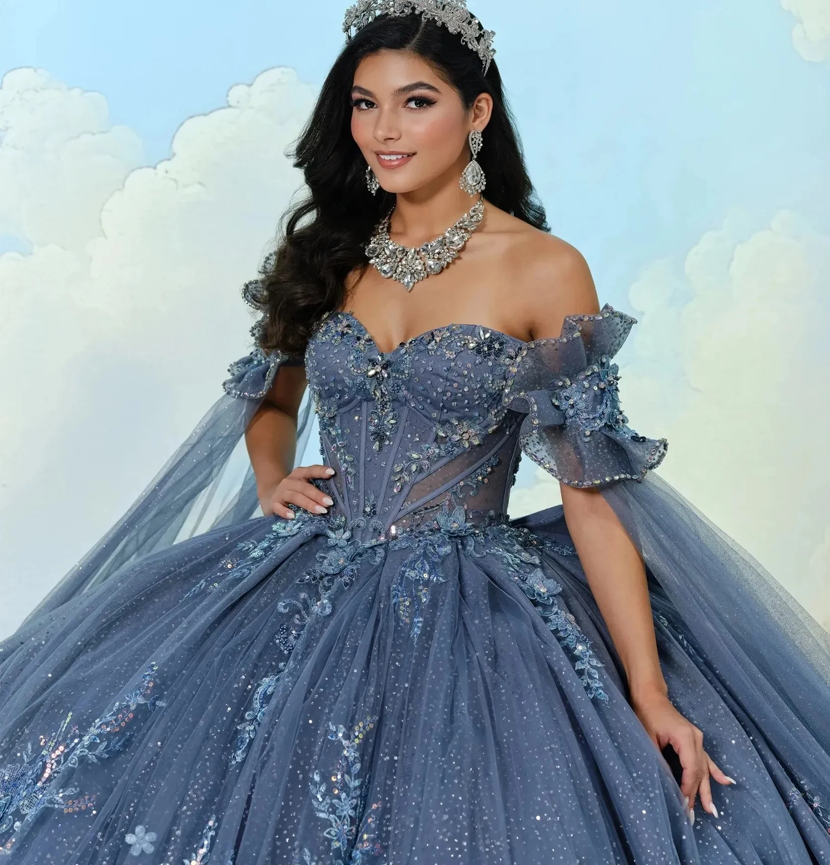 Gray Quinceanera Dresses Ball Gown Sweetheart Appliques Beaded Sweet 16 Dresses 15 Años Customized