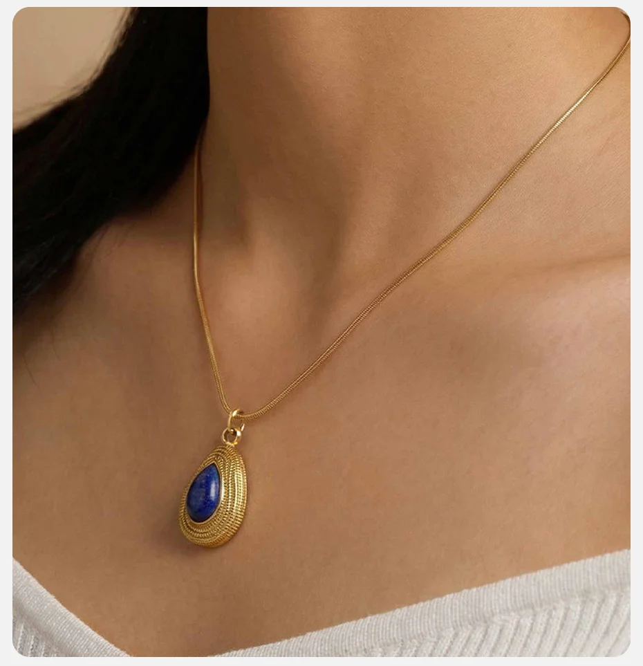 Vnox Vintage geometrische Tigerauge-Anhänger-Halskette für Damen, minimalistischer goldfarbener Edelstahl-Anhänger mit Schlangenkette, Schmuck – Detail 3