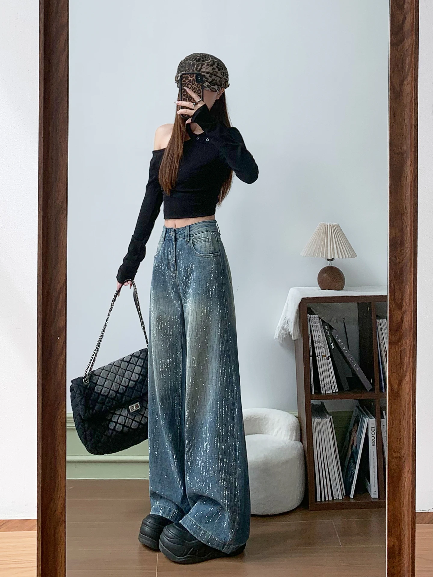 

Retro Blue Sequin Flash Wide Leg Jeans Women's New 2026 Early Spring High Waist Loose Small Size Straight Cut Pants