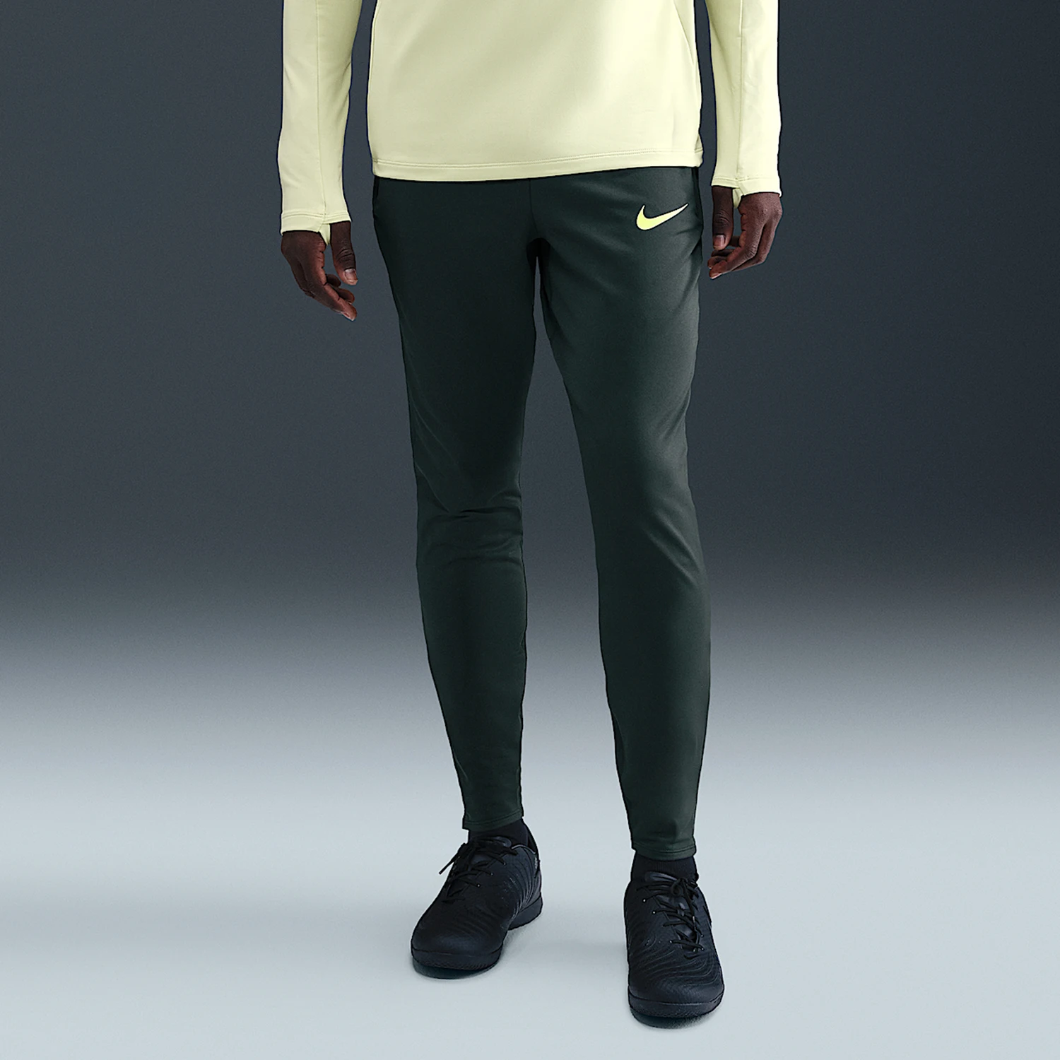 

Оригинальные мужские спортивные брюки для тренировок Nike Dri FIT slim fit FN2405-390