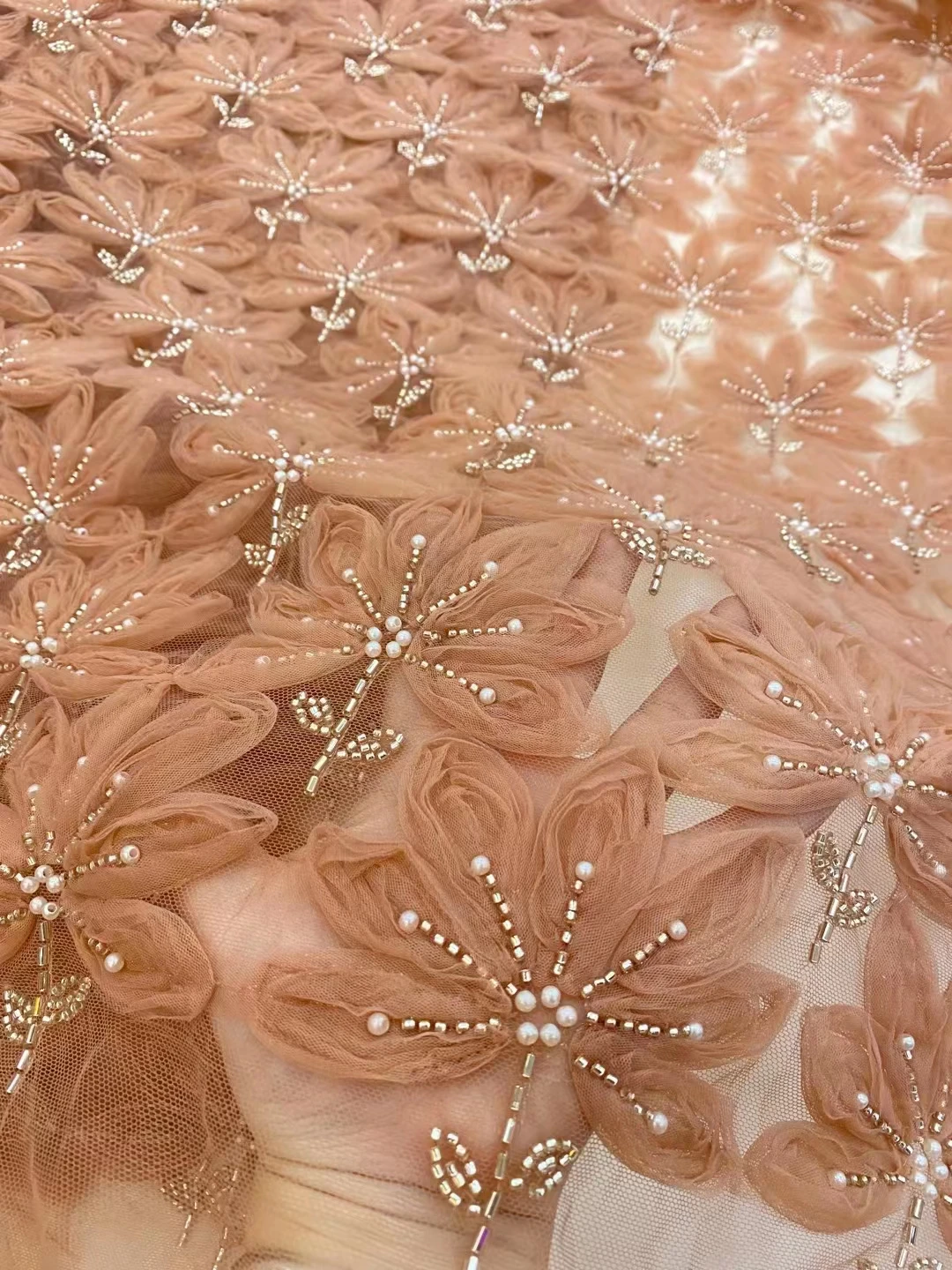 Exquisite new three-dimensional chiffon disc bead tube bead mesh fabric, high-end fashion wedding dress cheongsam dress